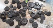 Stire din Eveniment : Constanţa. Monede romane şi otomane, descoperite în bagajul unor cetăţeni bulgari, căutători de comori