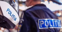 Stire din Eveniment : Tânăr de 19 ani, arestat după ce a provocat un accident  și a agresat un polițist