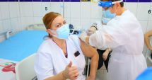 Stire din Social : Cadrele medicale din Constanţa au făcut rapelul la vaccinul anti-Covid