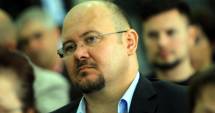Stire din Politică-Administrație : Consiliul Județean face "curat" în RAJDP. Cât mai rezistă Gâmbuțeanu în funcție?