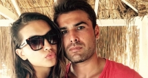 Stire din Sport : Adrian Mutu, jefuit de bonă! Dinamovistul, scandal cu iubitul acesteia