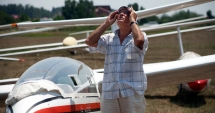 Zece ani de Aeromania, la Tuzla. Invitat special: cel mai în vârstă pilot român
