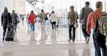 Stire din Social : Zbor anulat fără explicații! Pasagerii, blocați de nouă ore pe aeroportul Otopeni