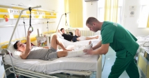 Stire din Sănătate : Spitalul, sufocat de bolnavi. La Pediatrie, stau câte doi copii în pat, iar la Neurologie și Ortopedie nu mai sunt locuri