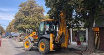 Stire din Social : Galerie foto. A început reabilitarea trotuarelor pe strada Ștefan Mihăileanu din Constanța