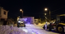 Stire din Social : GALERIE FOTO / A început evacuarea și transportul zăpezii din Constanța
