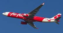 Stire din Actualitate : Avion al companiei Air Asia, DAT DISPĂRUT. 162 de persoane erau la bord