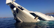 Stire din Eveniment : Ajutați de polițiștii de frontieră după ce au rămas cu yacht-ul suspendat