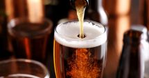 Stire din Eveniment : Reprezentantul unui partid, anchetat după ce a oferit alcool mai multor persoane pentru a vota un anumit candidat
