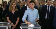 Stire din Actualitate : Alegeri parlamentare anticipate în Ucraina. Victorie zdrobitoare a partidului lui Zelenski