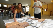 Stire din Actualitate : Alegeri în Spania  cu rezultat incert. Popularii câștigă,  dar nu au majoritate. Urmează  noi negocieri