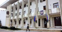 Stire din Politică-Administrație : Aleșii locali ar putea fi verificați de prefectură. Care este scopul