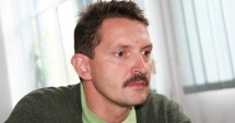 Stire din Eveniment : Șpagă pentru necropsia morților la Morga Constanța. A umilit o mamă cu fetița moartă pentru 1.000 lei