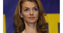 Stire din Politică-Administrație : VOT DE LA 16 ANI / Ce spune Alina Gorghiu