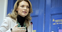 Stire din Politică-Administrație : Alina Gorghiu, președinte unic  al PNL. Listele  de candidați,  după 20 octombrie
