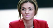 Stire din Politică-Administrație : "Asumarea răspunderii Guvernului pe Codul fiscal nu poate fi o variantă"