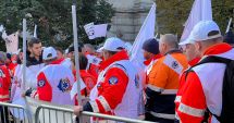Federaţia Naţională Sindicală Ambulanţa a decis miercuri să suspende protestele