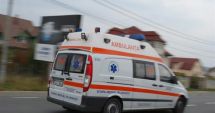 Doi copii, de 3 şi 9 ani, răniți grav de o maşină condusă de un bărbat băut