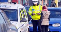 Stire din Eveniment : Străzile din județ, împânzite de polițiști! Zeci de amenzi și permise suspendate