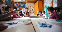 Stire din Cultură-Educație : "Amicii isteți"  se întrec  în acest week-end