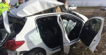 Stire din Eveniment : A murit pe loc după ce a intrat  cu mașina într-un bazin de irigații