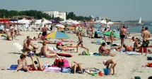 Stire din Social : Analiza sezonului 2016 pe litoral: Au venit cu 11%  mai mulți turiști, dar durata sejurului s-a redus