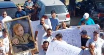 Stire din Eveniment : Încă o anchetă la spital după ce un copil a murit. „Îi făcea tratamente prin telefon. Nici măcar nu a venit la spital”
