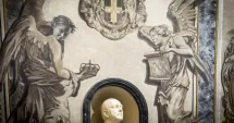 Stire din Actualitate : O frescă restaurată recent a stârnit un val de acuzații pentru că ar semăna cu Giorgia Meloni