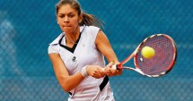 Stire din Sport : Tenis / Andreea Mitu s-a oprit în sferturile turneului ITF de la Poitiers