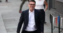 Stire din Actualitate : Andy Burnham și-a început mandatul de premier al Marii Britanii