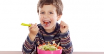 Stire din Sănătate : Anemia afectează dezvoltarea normală a copiilor. Cum poate fi combătută eficient