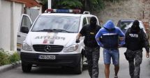 Stire din Eveniment : Un angajat al unei instituții publice și-ar fi sechestrat și amenințat colegul. Doi complici, sub control judiciar
