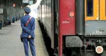 Stire din Eveniment : Zeci de angajați CFR, trimiși în judecată pentru fraudă. Întrebau ChatGPT ce să răspundă anchetatorilor