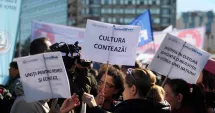 Stire din Cultură-Educație : Ziua Culturii Naționale, marcată de proteste ale angajaților din sectorul cultural