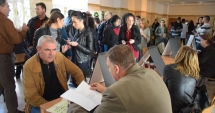 Stire din Social : Patronii care angajează șomeri, scutiți de plata anumitor contribuții