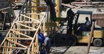 Stire din Social : Portuarii țin la blat locurile de muncă disponibile. "Majoritatea spun că nu mai angajează,  ori noi trebuie să-i prindem că nu este așa"