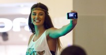 Stire din Monden : Antonia stă la poză doar pentru 6.000 €