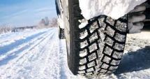 Stire din Actualitate : Ce trebuie să scrie, de fapt, pe anvelopele de iarnă. Literele care vă scăpă de amendă