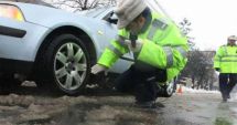 Stire din Eveniment : Anvelopele de iarnă, mai ieftine decât amenda dată de Poliție, dacă nu le aveți!