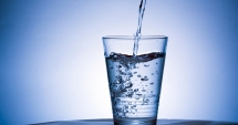 Stire din Social : Aqua Carpatica se apără: "NIMENI nu a reușit să aducă pe masă o altă apă minerală care să aibă nivelul de nitrați zero"