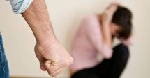 Stire din Eveniment : Constănțeancă bătută și amenințată de soț. Polițiștii au emis un ordin de protecție provizoriu