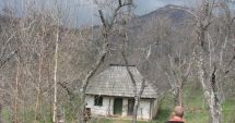 Stire din Cultură-Educație : Arheologii constănțeni recreează satul medieval românesc