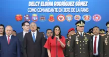 Stire din Actualitate : Armata și poliția au jurat loialitate președintei interimare a Venezuelei