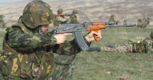 Stire din Eveniment : Militarii români vor avea o nouă armă de asalt. Cine va "pensiona" celebrul AKM