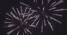 Stire din Eveniment : Amenzi ”explozive” pentru petarde și artificii în noaptea de revelion