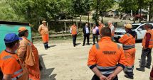 Stire din Politică-Administrație : Lucrările de asfaltare din comuna Rasova, verificate de preşedintele CJC Mihai Lupu