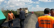 Stire din Eveniment : Lucrări de asfaltare în județ. Drumul spre Cetatea Histria, refăcut
