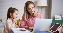 Stire din Social : Se caută asistenţi maternali. Care sunt condiţiile