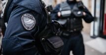 Stire din Actualitate : Clipe de groază la liceu! Un adolescent a înjunghiat mortal un elev şi a rănit alţi trei