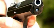 Stire din Eveniment : Pistolul "Carpați" se pensionează. Ce primesc polițiștii